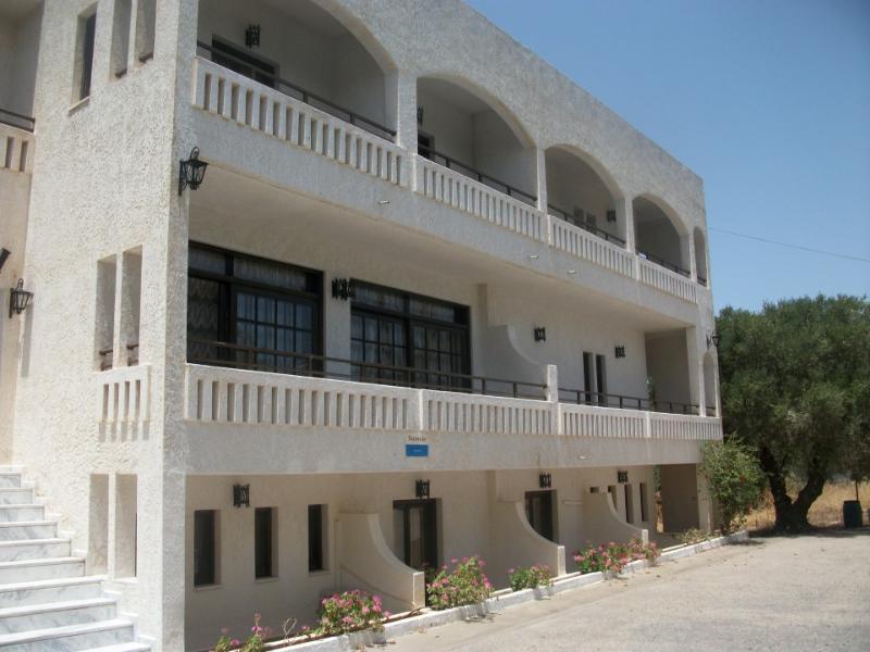 Efi Hotel Malia Buitenkant foto